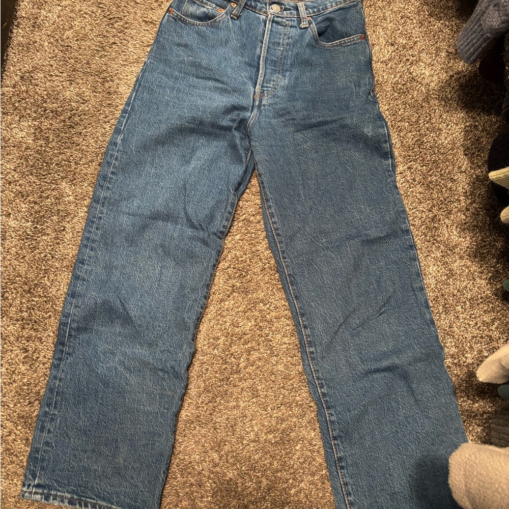 Levi's Women's Blue Ankle Jeans